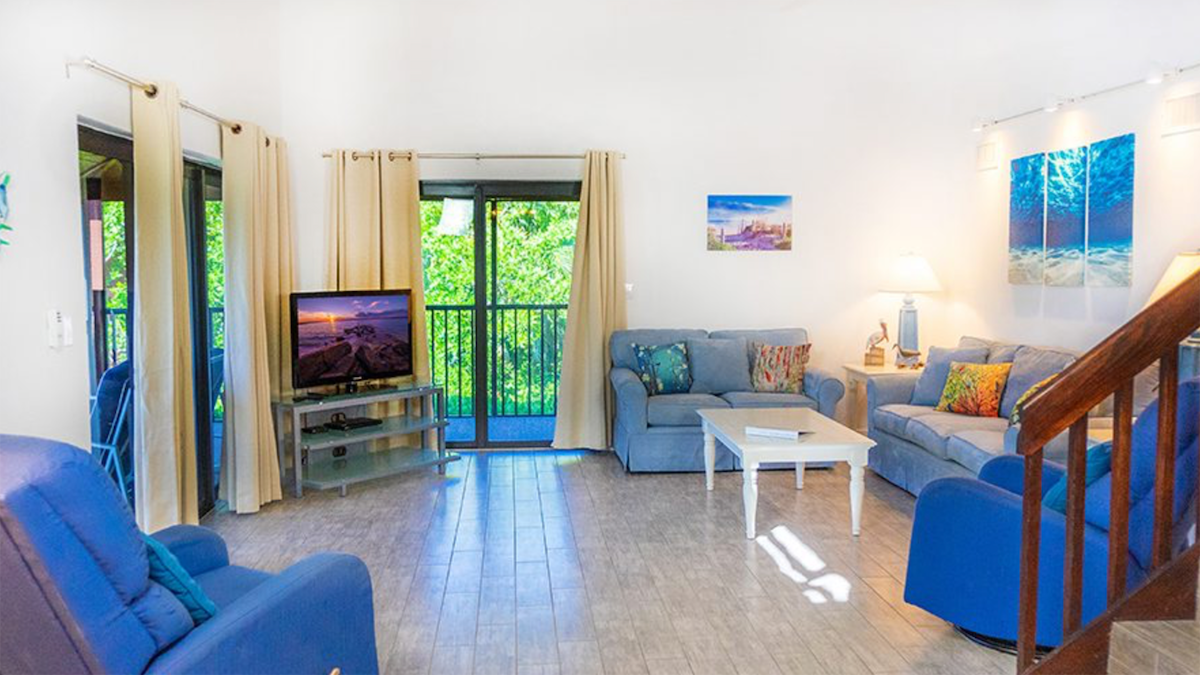 4 bedroom vacation rentals - signal inn
